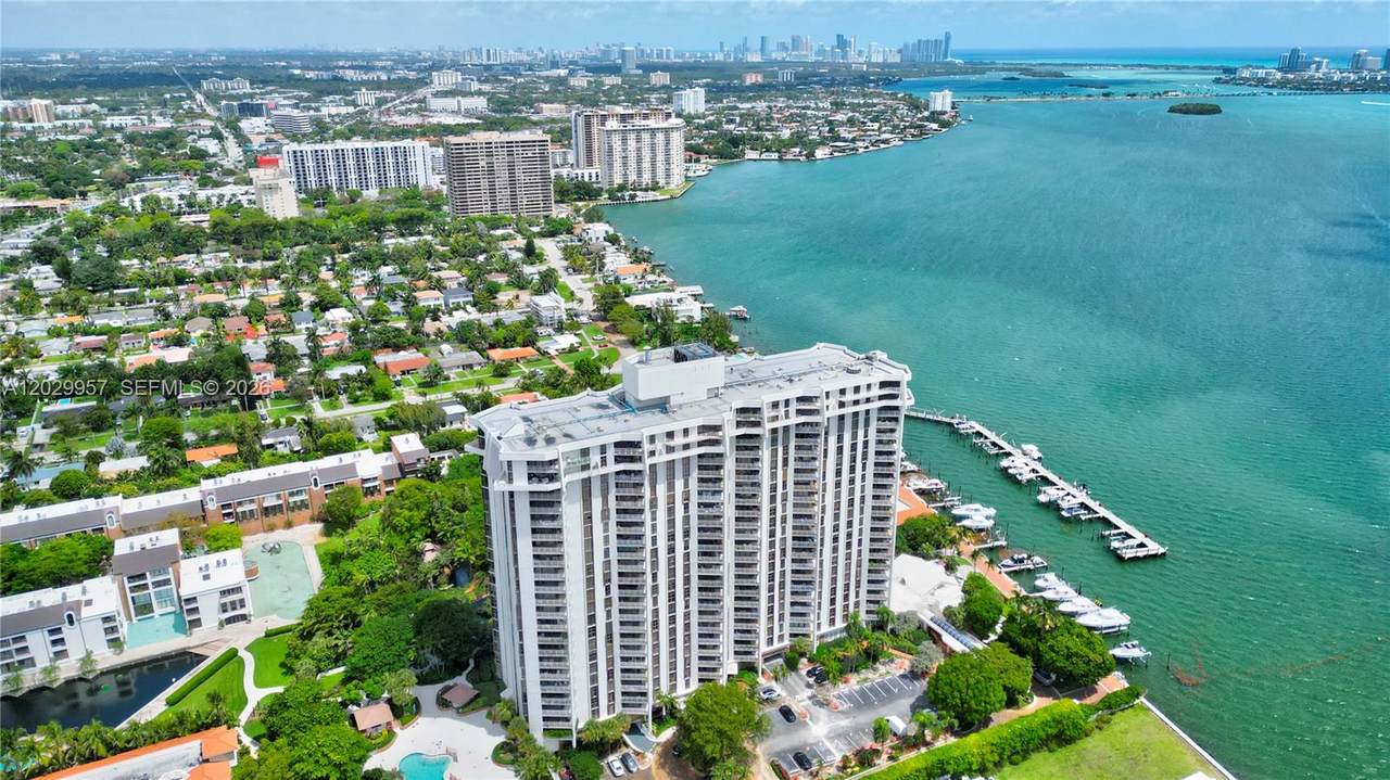 4000 Towerside Ter - Photo 1
