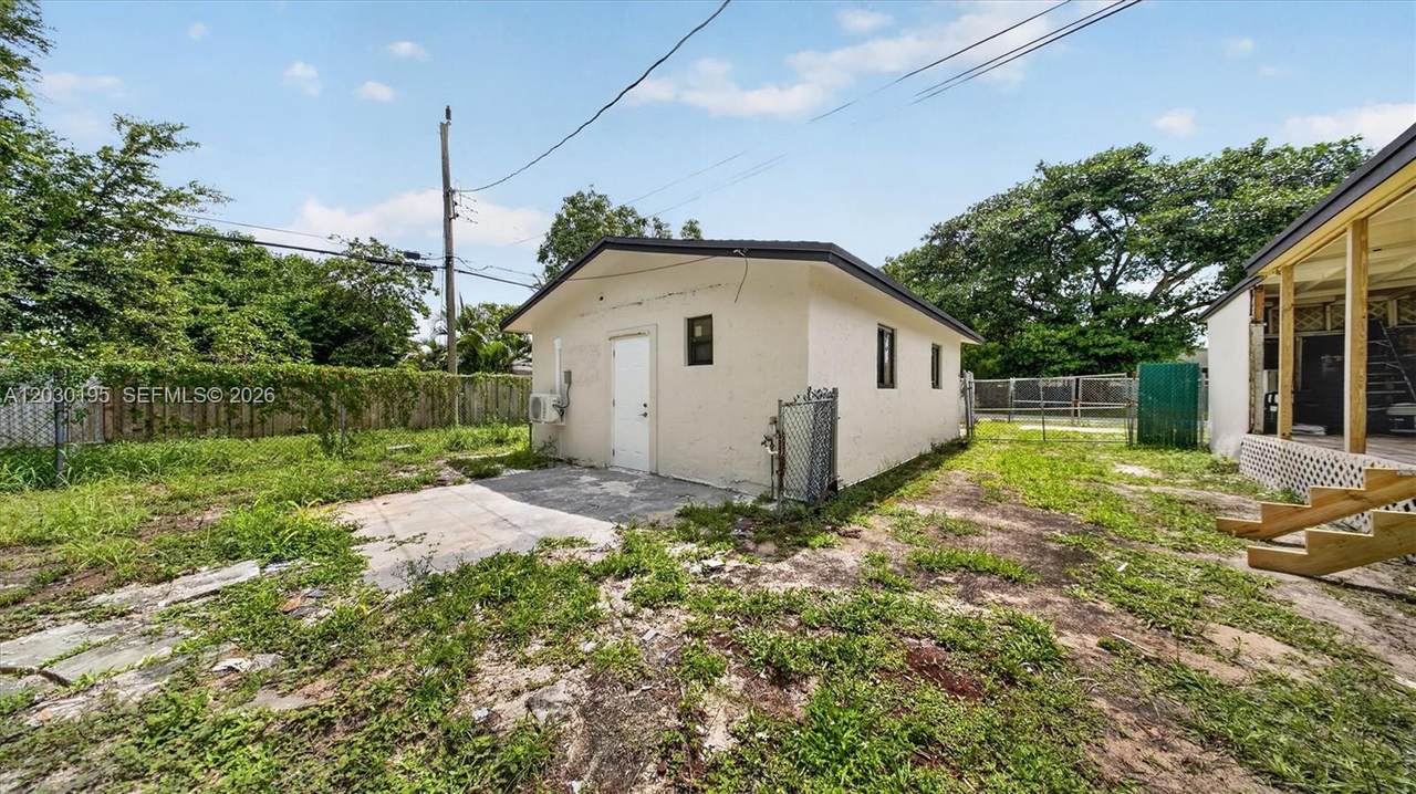https://bt-photos.global.ssl.fastly.net/miami/1280_boomver_1_A12030195-2.jpg