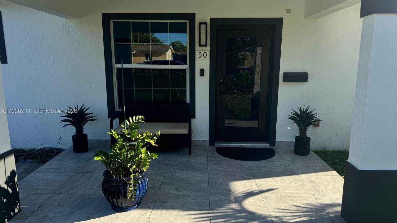https://bt-photos.global.ssl.fastly.net/miami/1280_boomver_1_A12030211-2.jpg