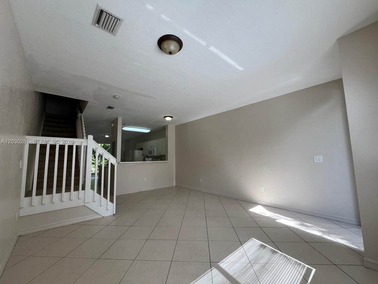 https://bt-photos.global.ssl.fastly.net/miami/1280_boomver_2_A12030281-2.jpg
