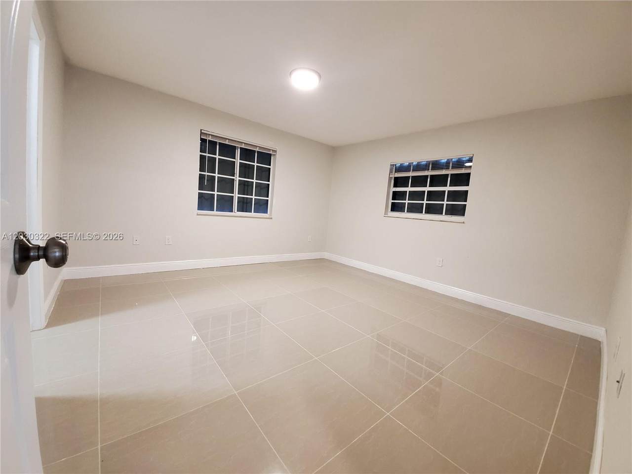 https://bt-photos.global.ssl.fastly.net/miami/1280_boomver_1_A12030322-2.jpg
