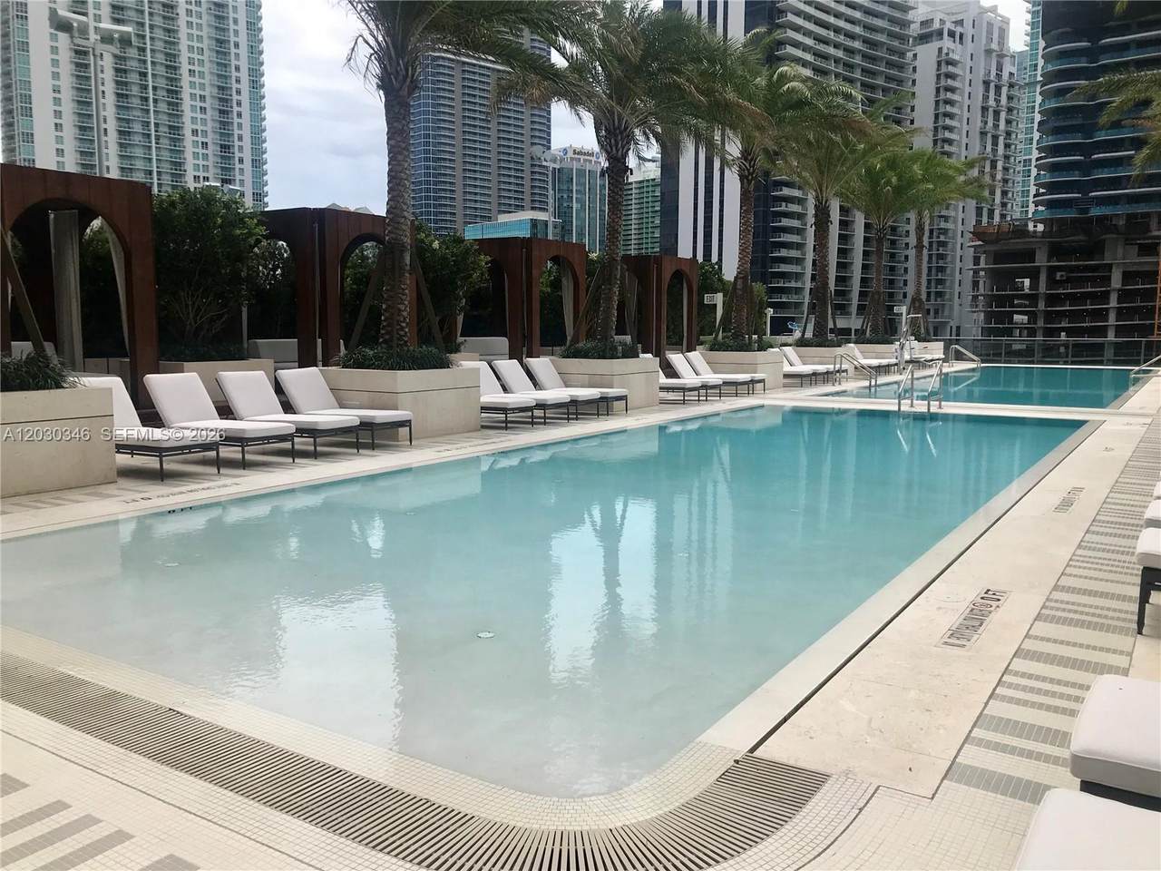 https://bt-photos.global.ssl.fastly.net/miami/1280_boomver_1_A12030346-2.jpg