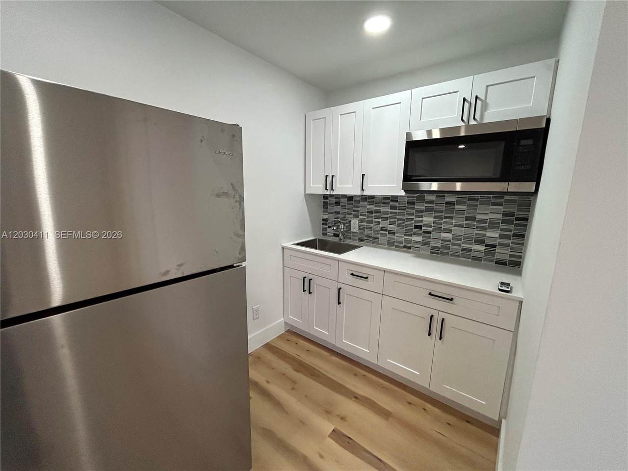 1838 Mckinley St - Photo 1