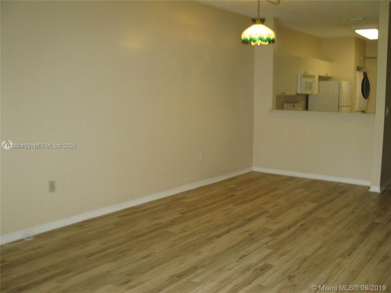 https://bt-photos.global.ssl.fastly.net/miami/orig_boomver_1_A12030453-2.jpg