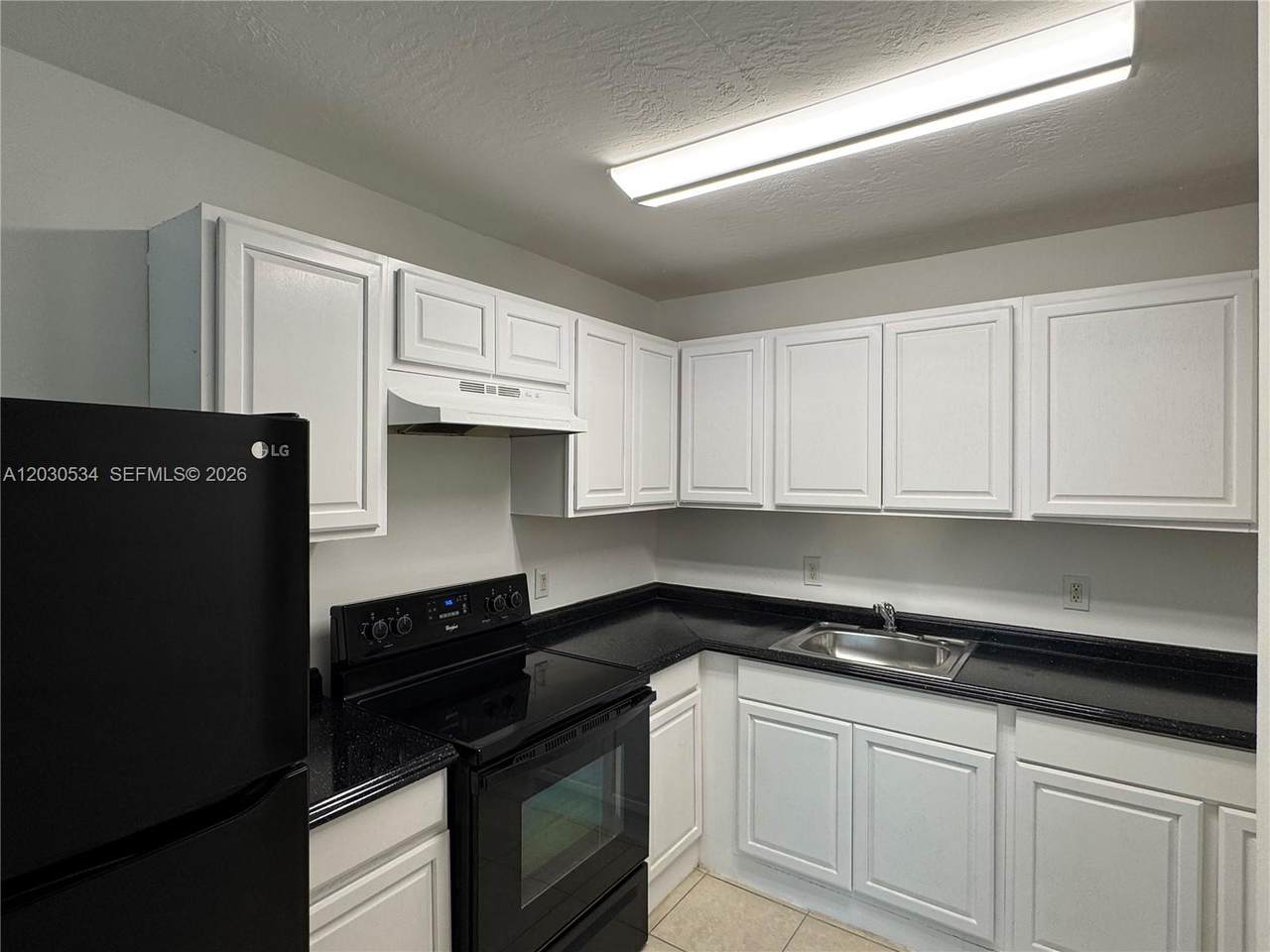 1200 9th St - Photo 1