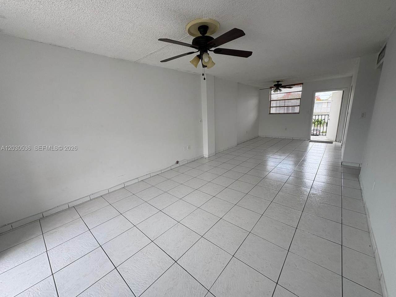 https://bt-photos.global.ssl.fastly.net/miami/1280_boomver_1_A12030536-2.jpg