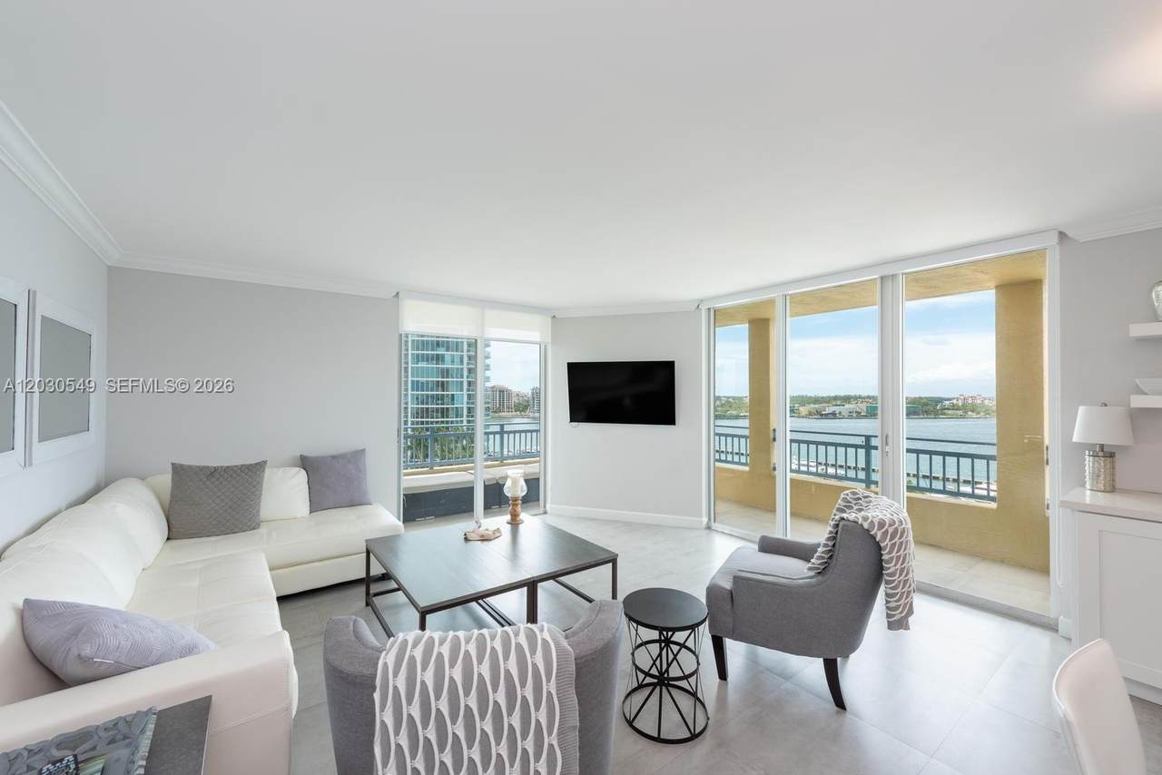 https://bt-photos.global.ssl.fastly.net/miami/1280_boomver_1_A12030549-2.jpg