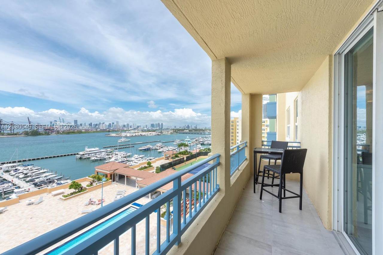 https://bt-photos.global.ssl.fastly.net/miami/1280_boomver_1_A12030549-2.jpg