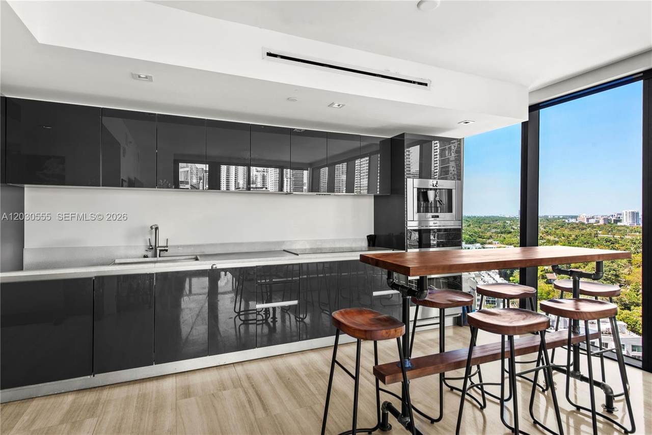 1451 Brickell Ave - Photo 1