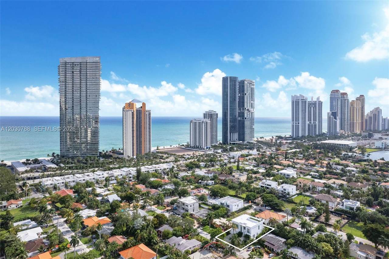 https://bt-photos.global.ssl.fastly.net/miami/1280_boomver_1_A12030788-2.jpg