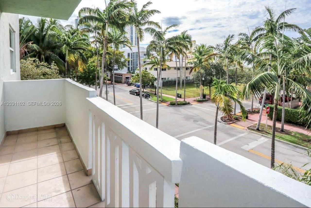 https://bt-photos.global.ssl.fastly.net/miami/1280_boomver_1_A12031102-2.jpg
