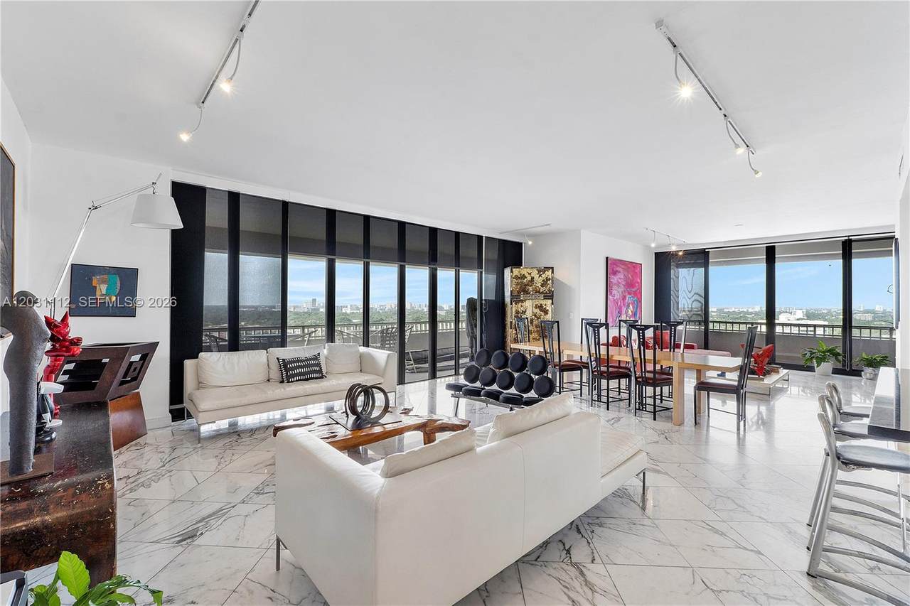 2 Grove Isle Dr - Photo 1