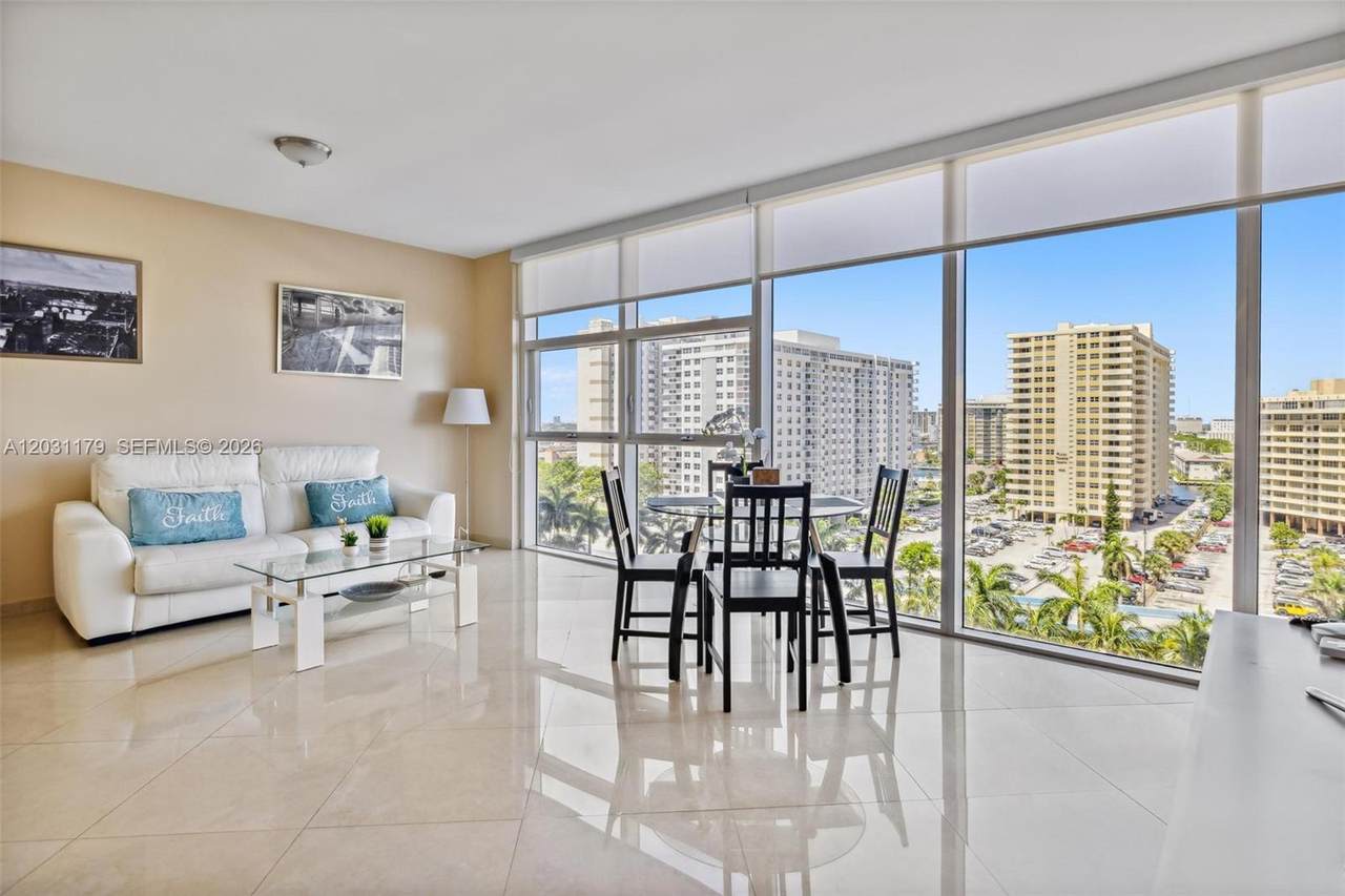 1830 Ocean Dr - Photo 1