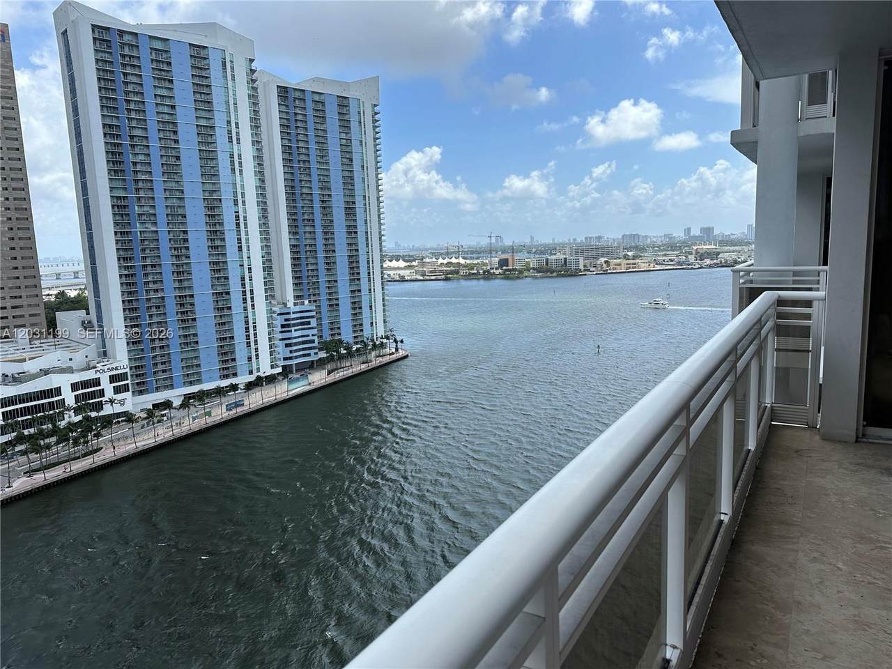 https://bt-photos.global.ssl.fastly.net/miami/1280_boomver_1_A12031199-2.jpg