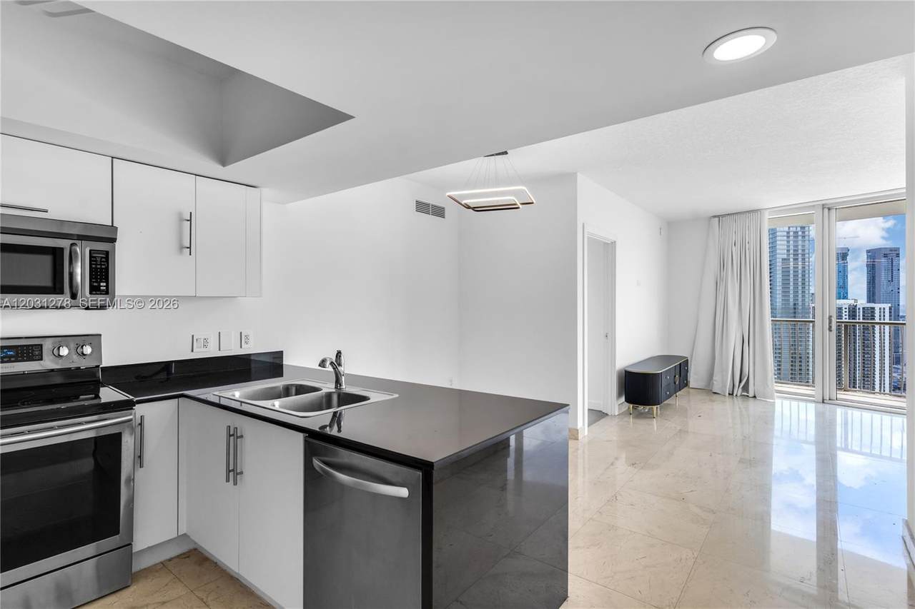 1750 Bayshore Dr - Photo 1