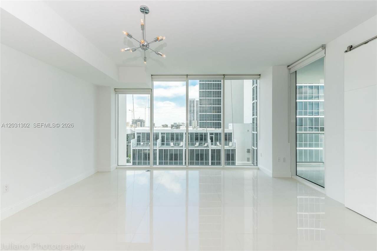 https://bt-photos.global.ssl.fastly.net/miami/1280_boomver_1_A12031302-2.jpg