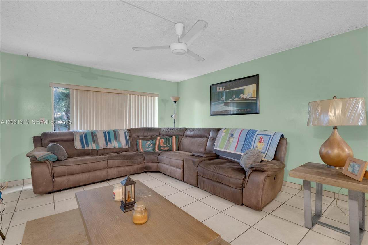 1200 Tallwood Ave - Photo 1