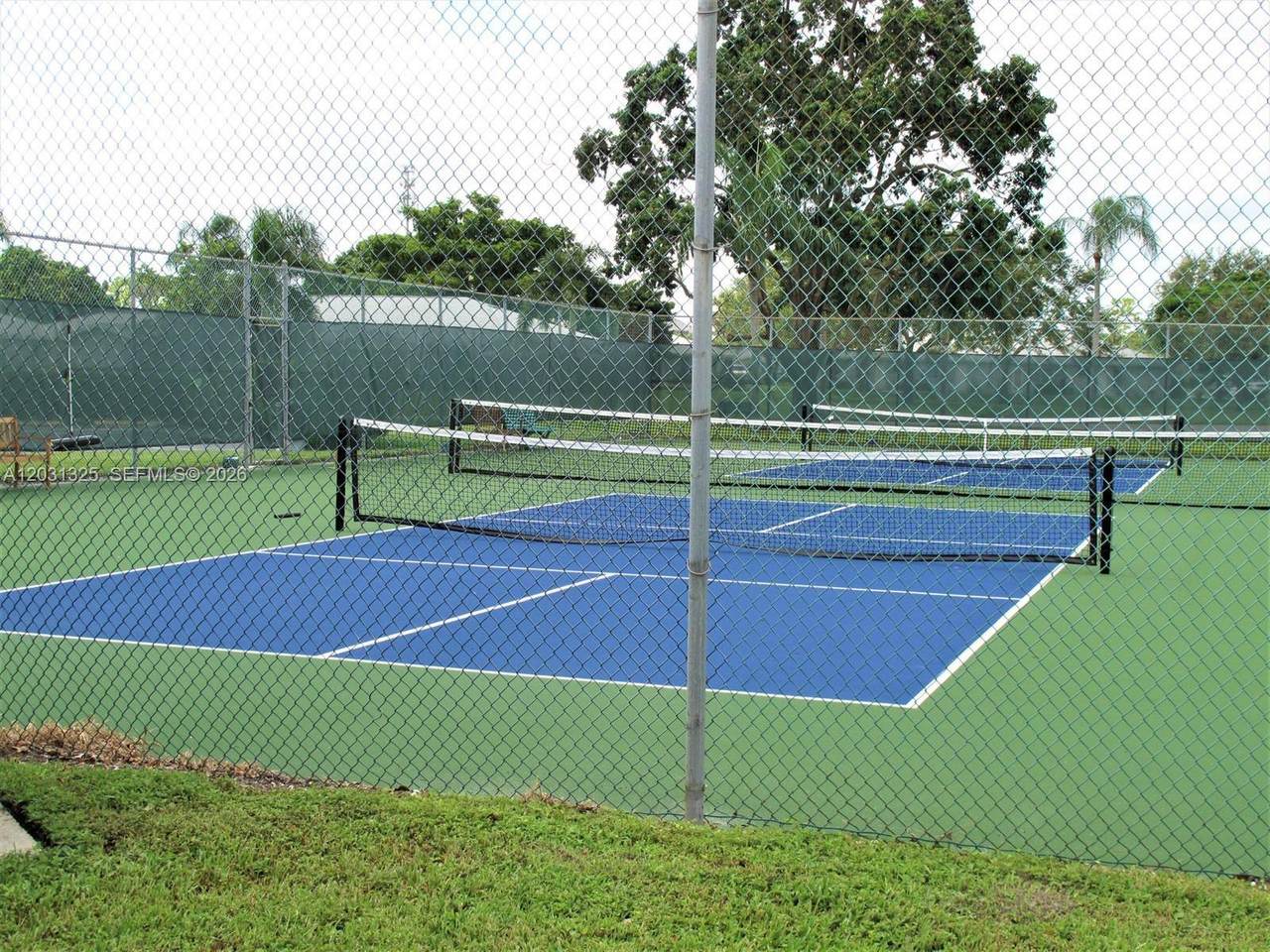 https://bt-photos.global.ssl.fastly.net/miami/1280_boomver_1_A12031325-2.jpg