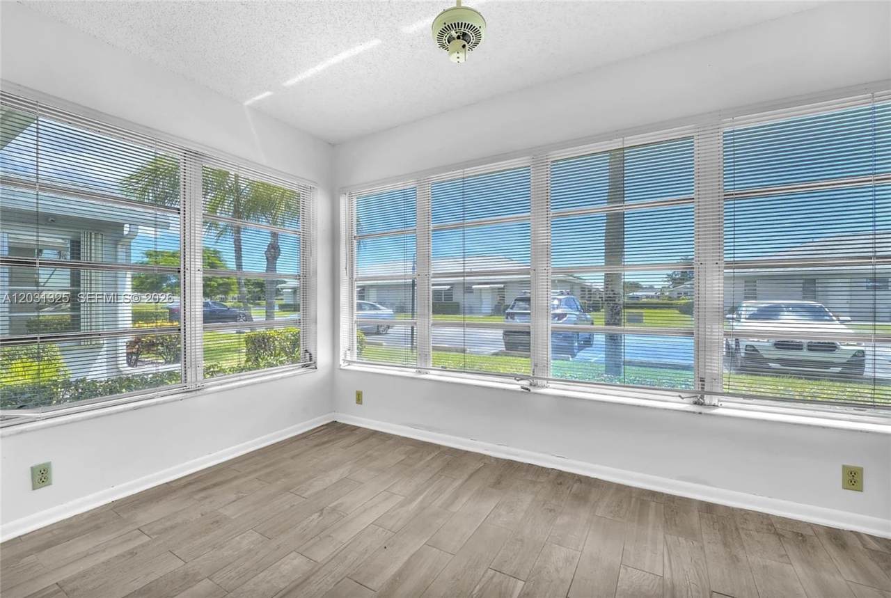 https://bt-photos.global.ssl.fastly.net/miami/1280_boomver_1_A12031325-2.jpg