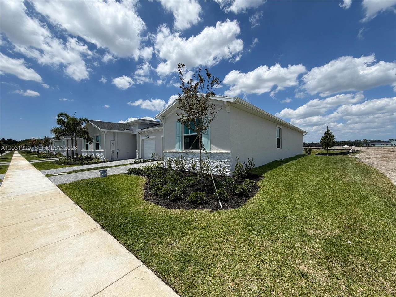https://bt-photos.global.ssl.fastly.net/miami/1280_boomver_1_A12031329-2.jpg