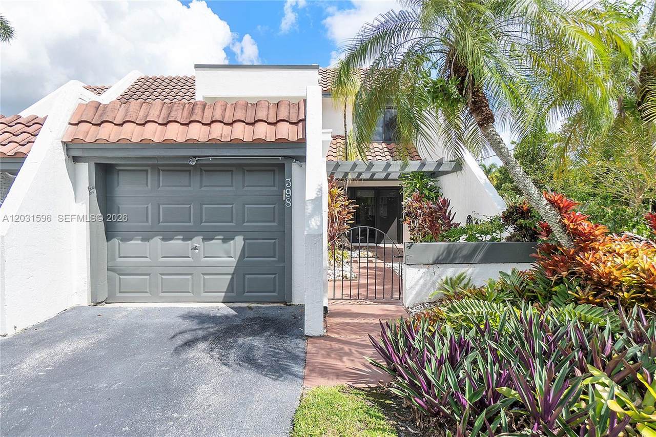 398 Fern Dr - Photo 1