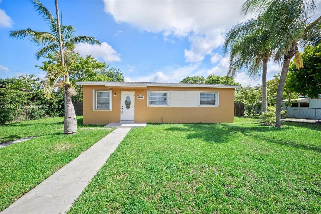 14755 302nd St - Photo 1