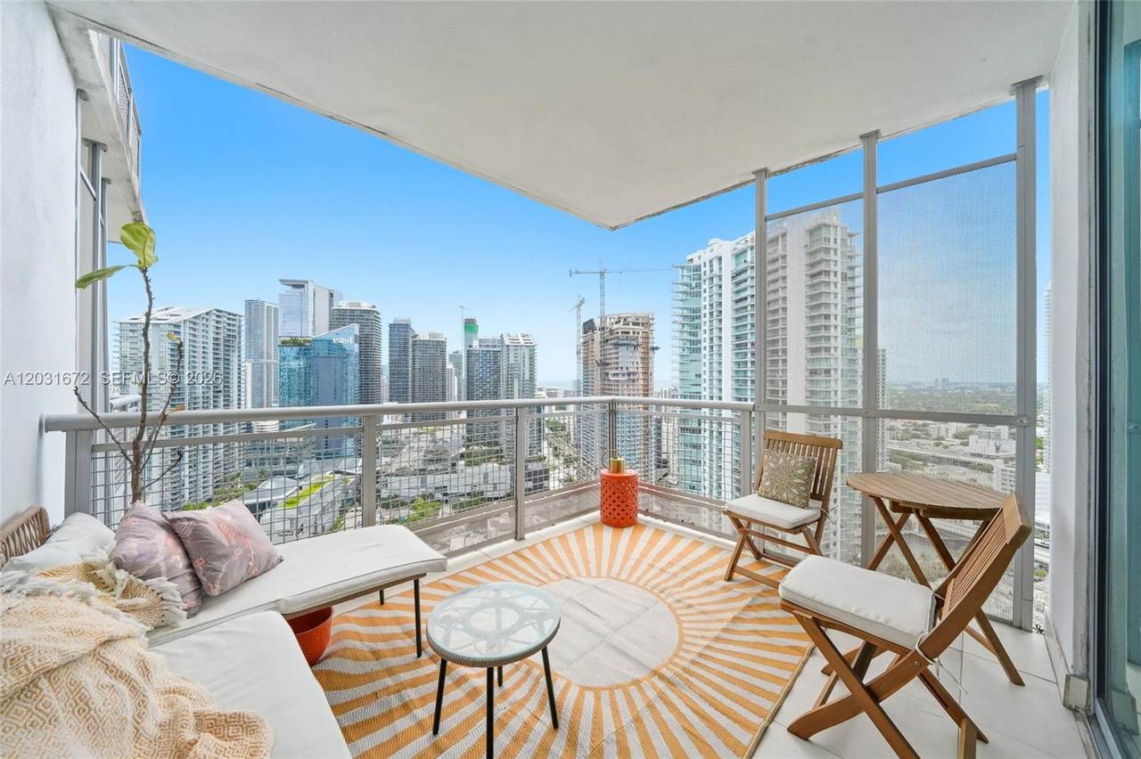 350 Miami Ave - Photo 1