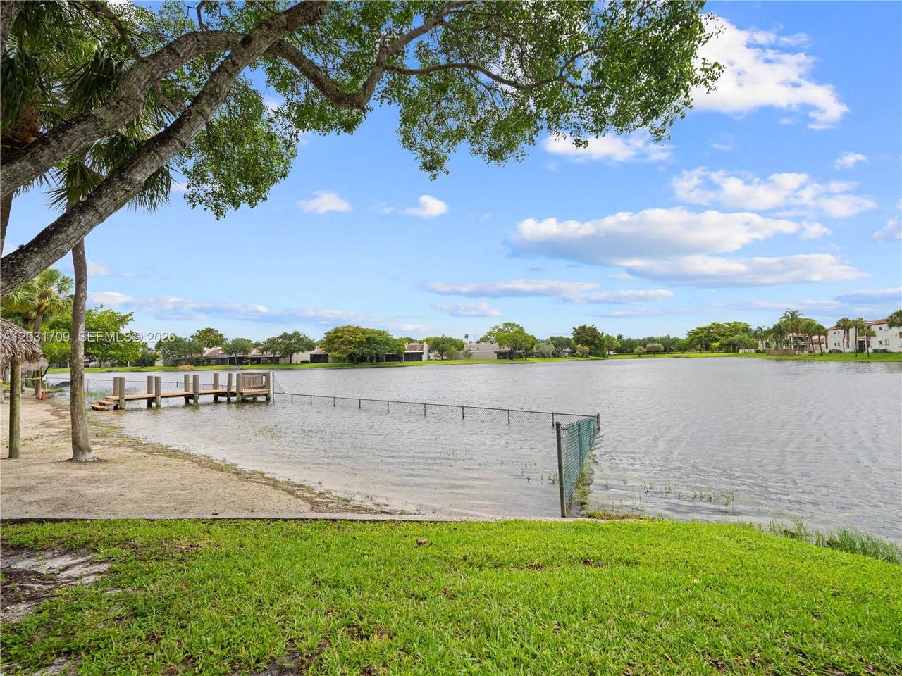 https://bt-photos.global.ssl.fastly.net/miami/1280_boomver_2_A12031709-2.jpg
