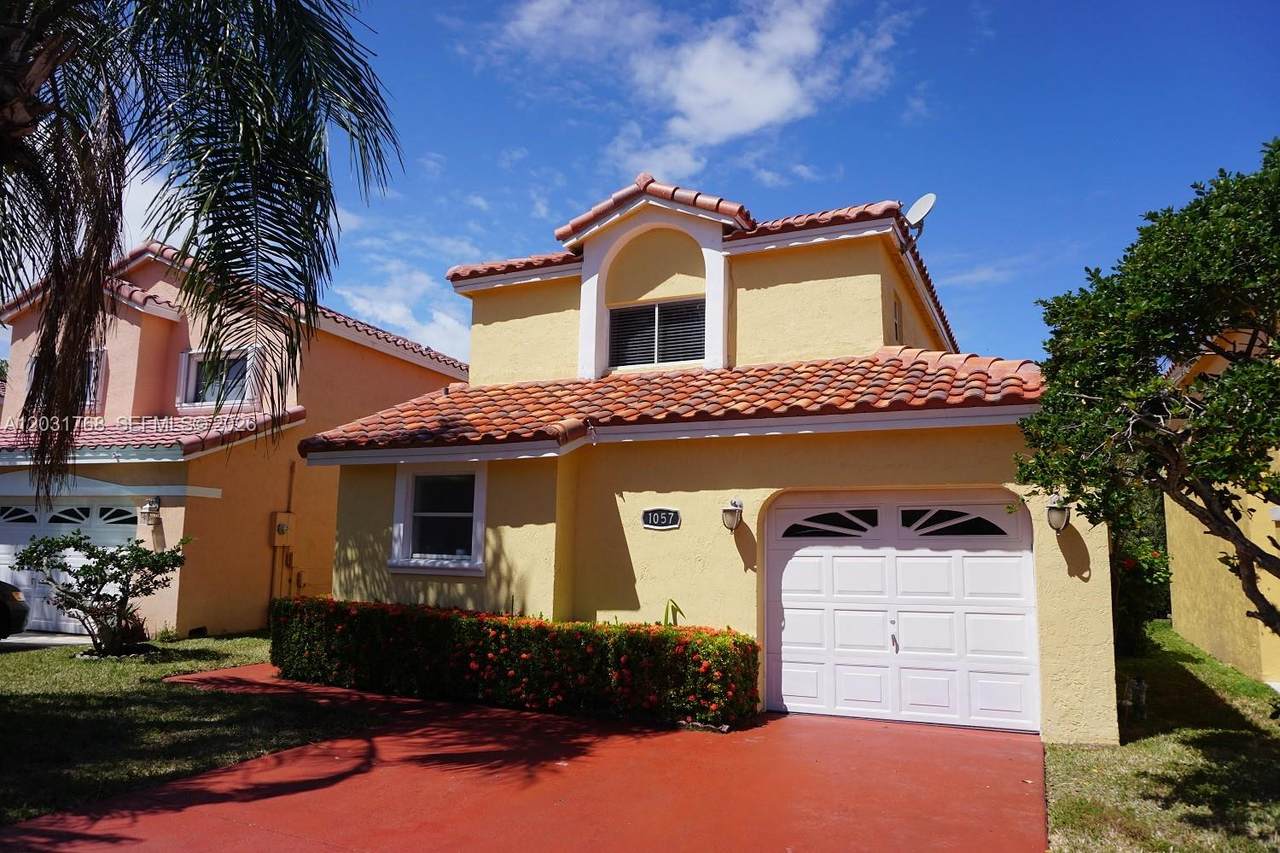 1057 6th Ave - Photo 1