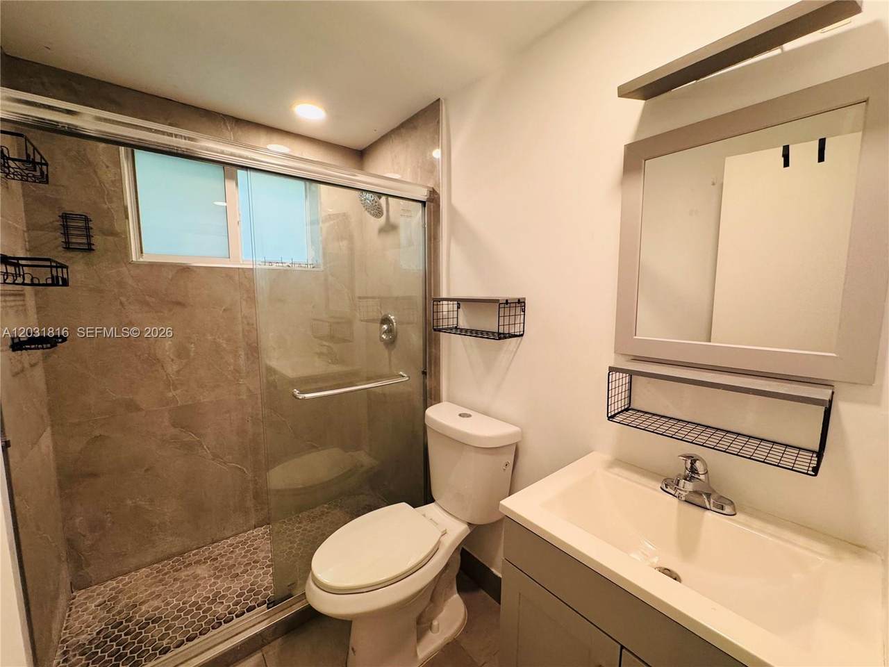 https://bt-photos.global.ssl.fastly.net/miami/1280_boomver_1_A12031816-2.jpg