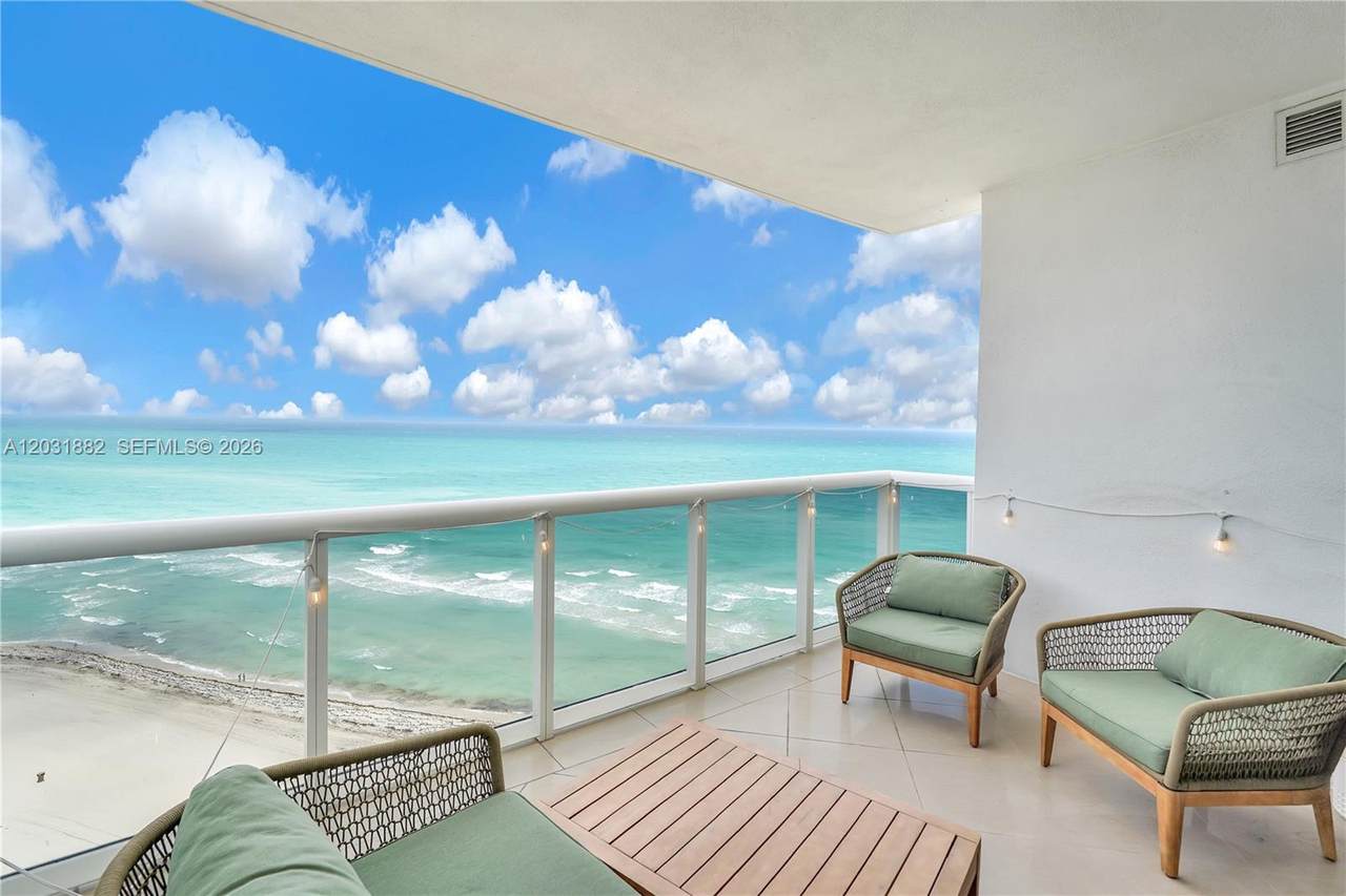 18201 Collins Ave - Photo 1