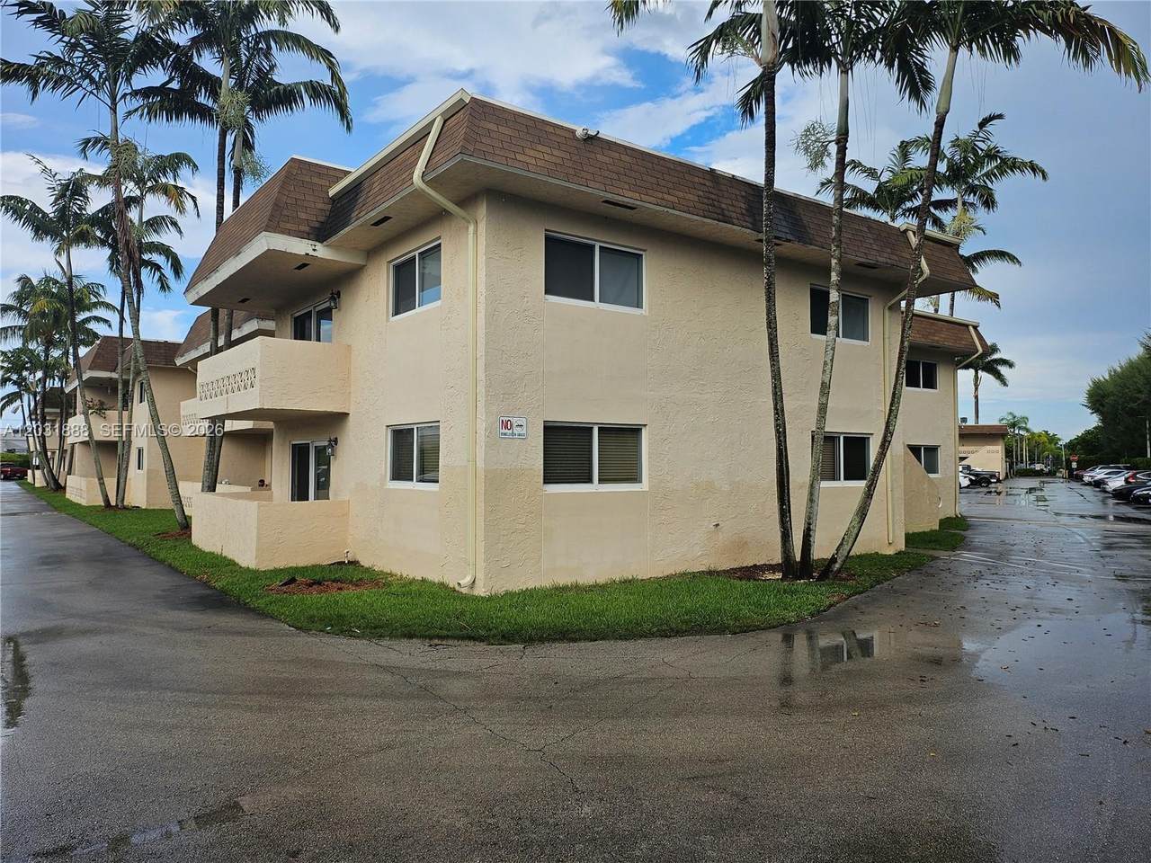 14500 88th Ave - Photo 1