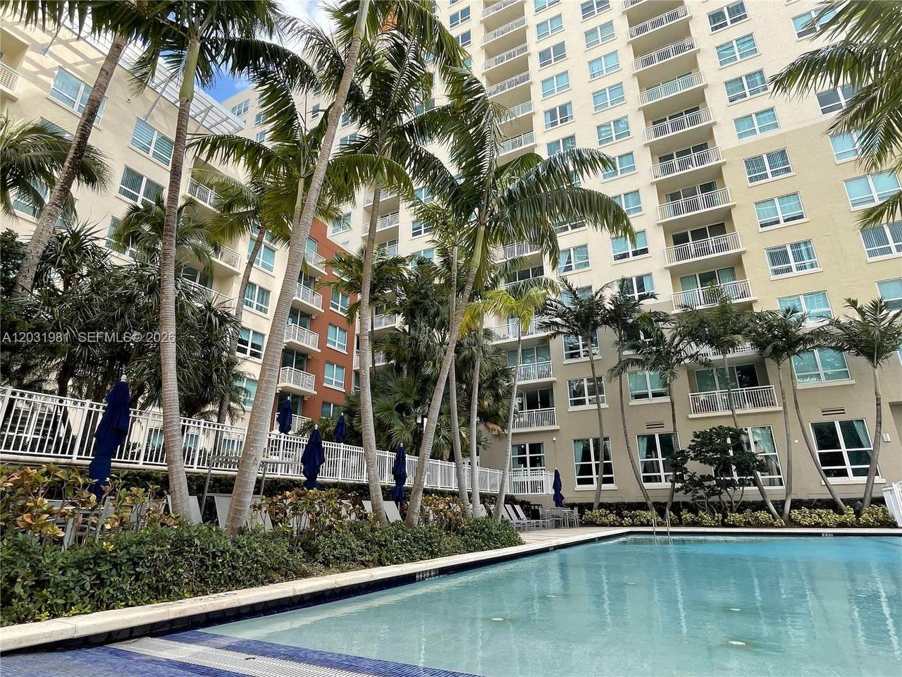 https://bt-photos.global.ssl.fastly.net/miami/1280_boomver_1_A12031981-2.jpg