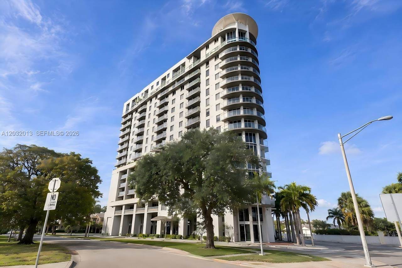 1 Glen Royal Pkwy - Photo 1