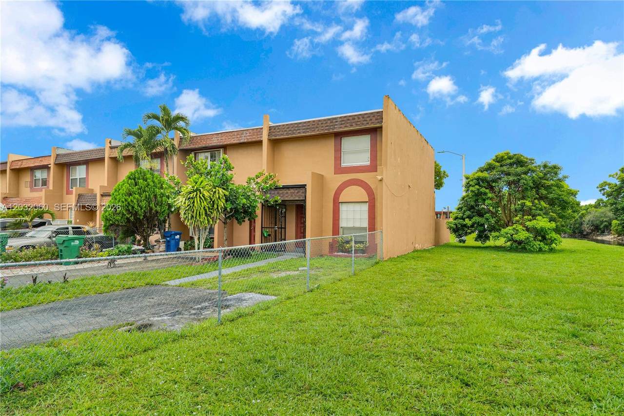 https://bt-photos.global.ssl.fastly.net/miami/1280_boomver_1_A12032060-2.jpg
