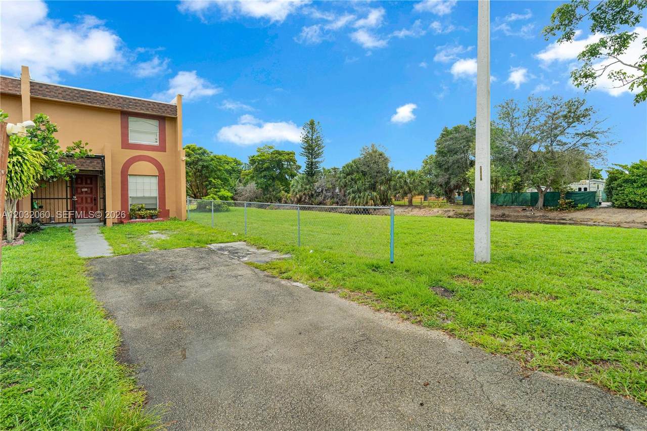 https://bt-photos.global.ssl.fastly.net/miami/1280_boomver_1_A12032060-2.jpg