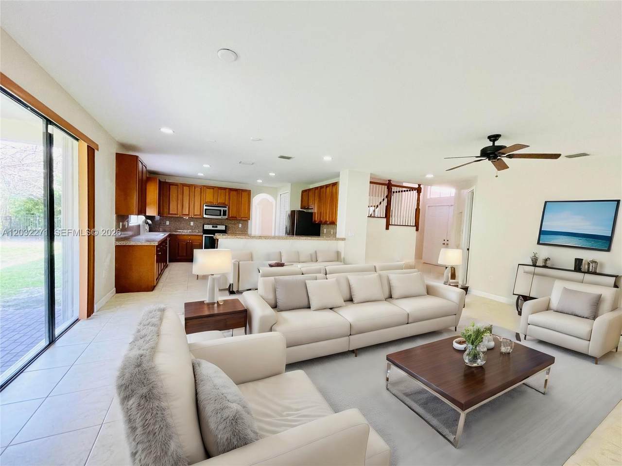 https://bt-photos.global.ssl.fastly.net/miami/1280_boomver_1_A12032271-2.jpg