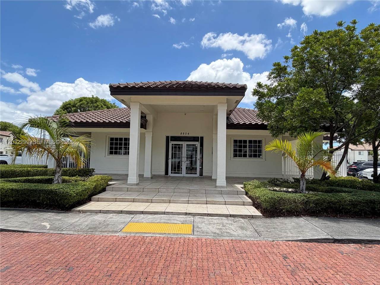 https://bt-photos.global.ssl.fastly.net/miami/1280_boomver_1_A12032299-2.jpg