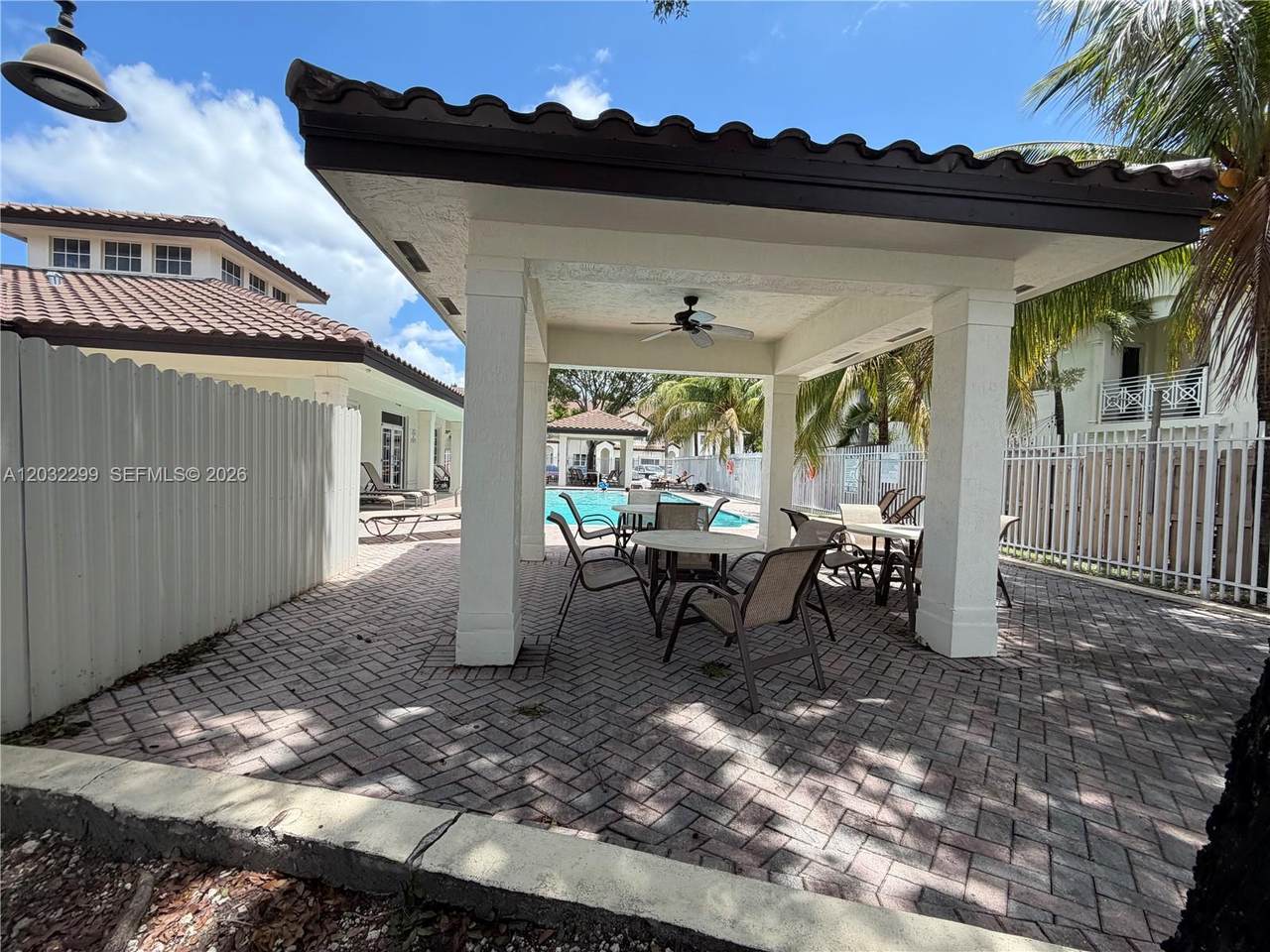 https://bt-photos.global.ssl.fastly.net/miami/1280_boomver_1_A12032299-2.jpg