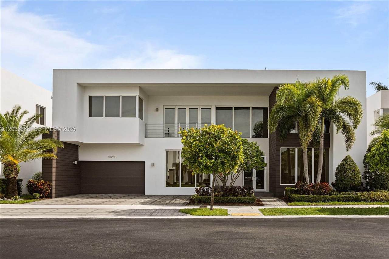10296 74th Terrace - Photo 1