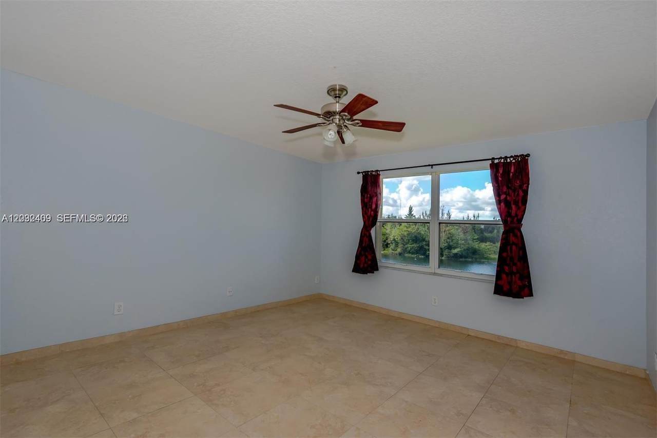 https://bt-photos.global.ssl.fastly.net/miami/1280_boomver_1_A12032409-2.jpg