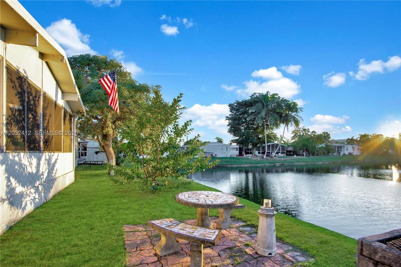 https://bt-photos.global.ssl.fastly.net/miami/1280_boomver_1_A12032412-2.jpg