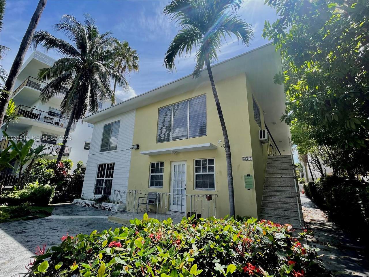 825 Euclid Ave - Photo 1