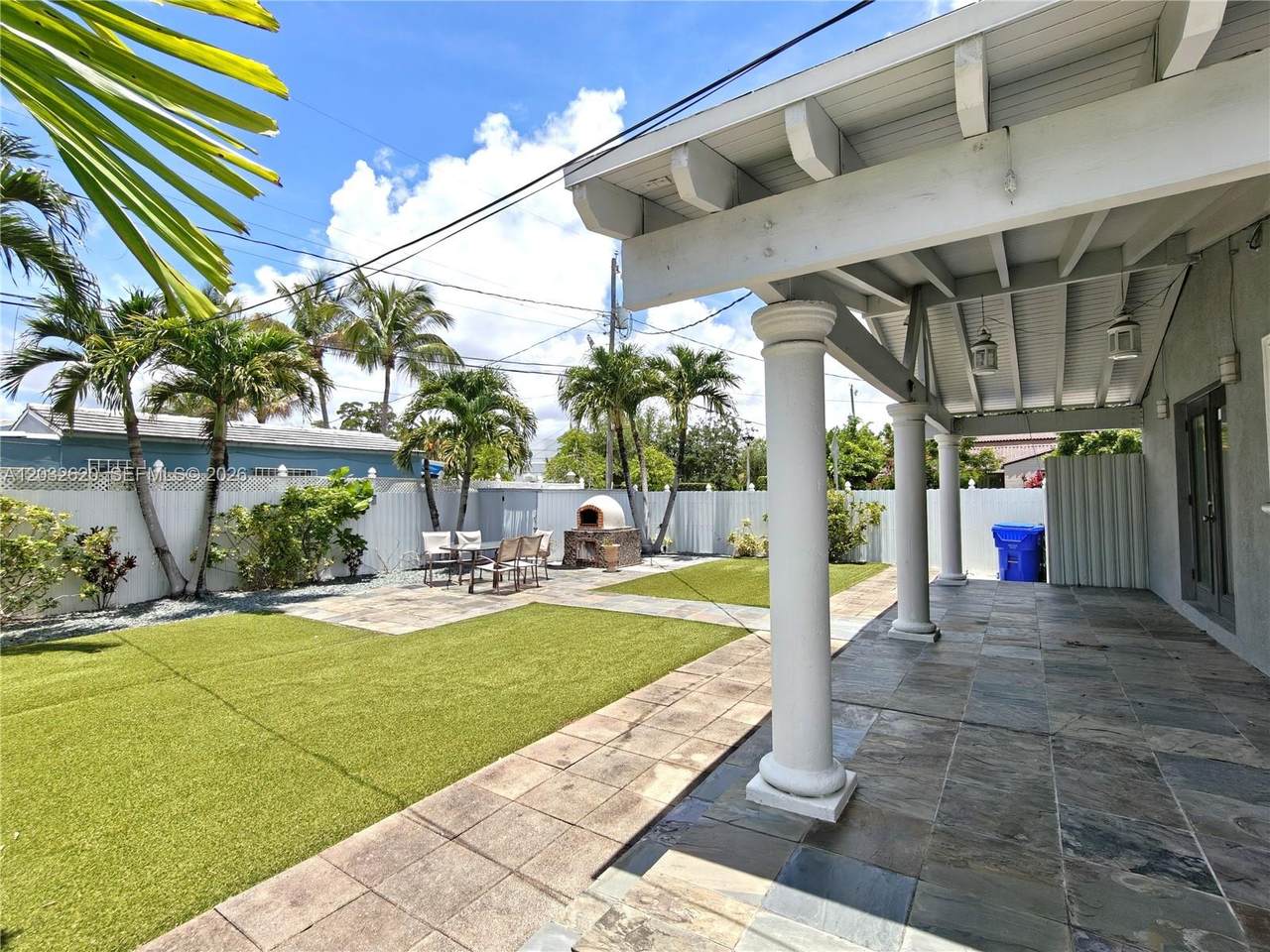 https://bt-photos.global.ssl.fastly.net/miami/1280_boomver_1_A12032620-2.jpg