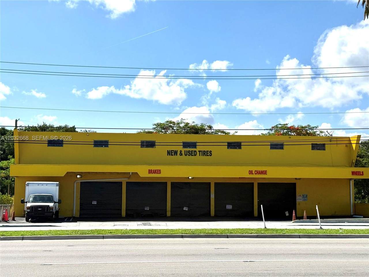 20400 Dixie Hwy - Photo 1