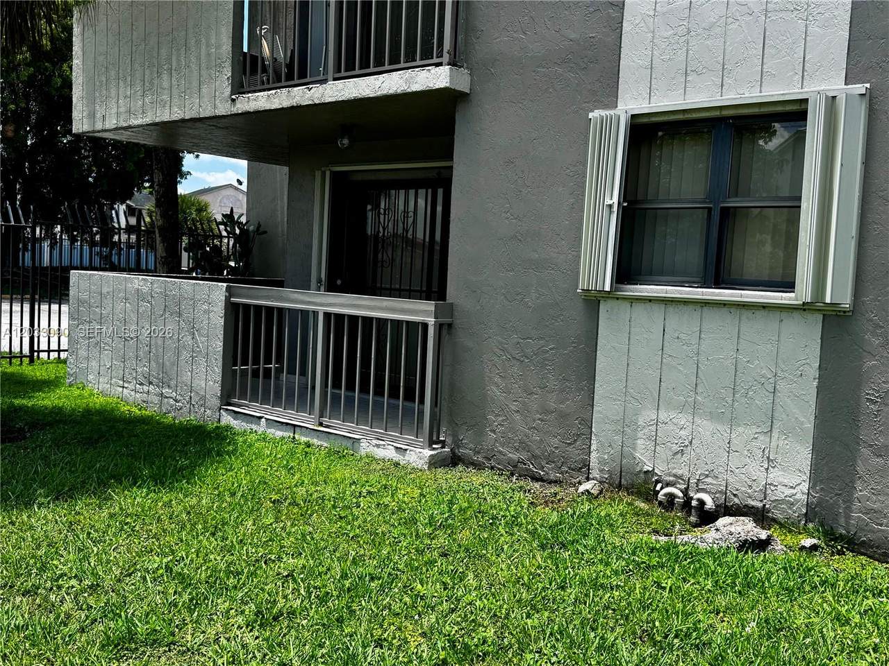 https://bt-photos.global.ssl.fastly.net/miami/1280_boomver_1_A12033090-2.jpg