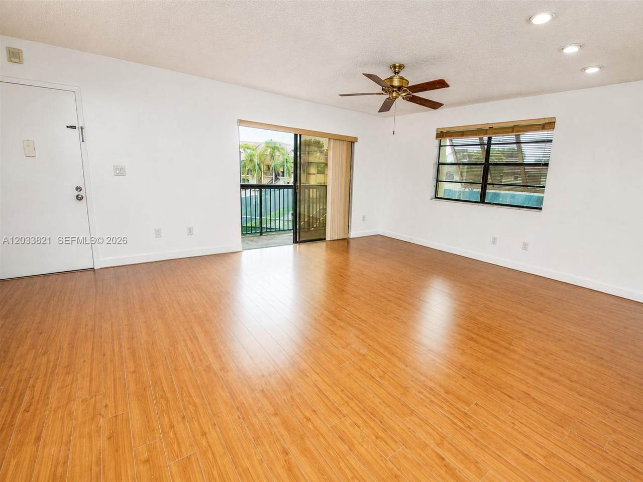 https://bt-photos.global.ssl.fastly.net/miami/1280_boomver_1_A12033821-2.jpg