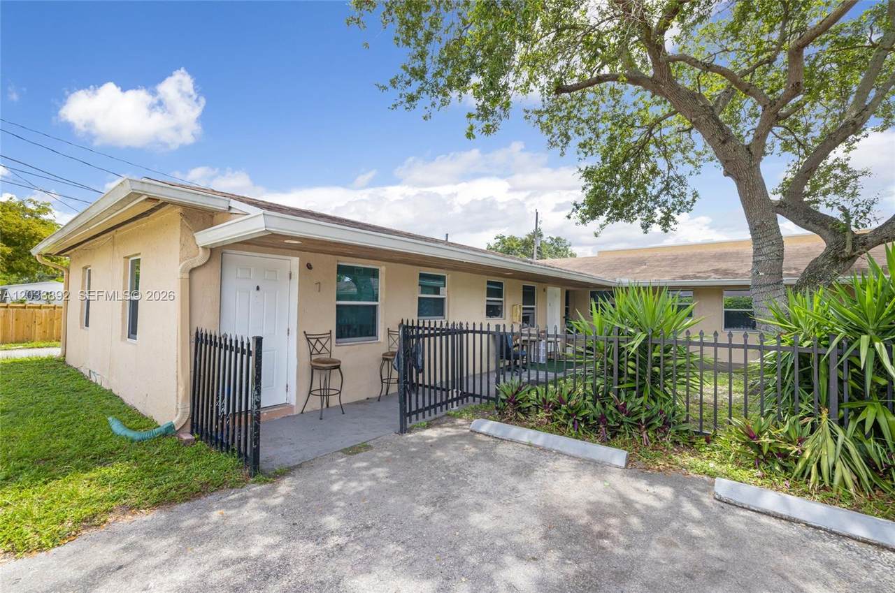 https://bt-photos.global.ssl.fastly.net/miami/1280_boomver_1_A12033892-2.jpg