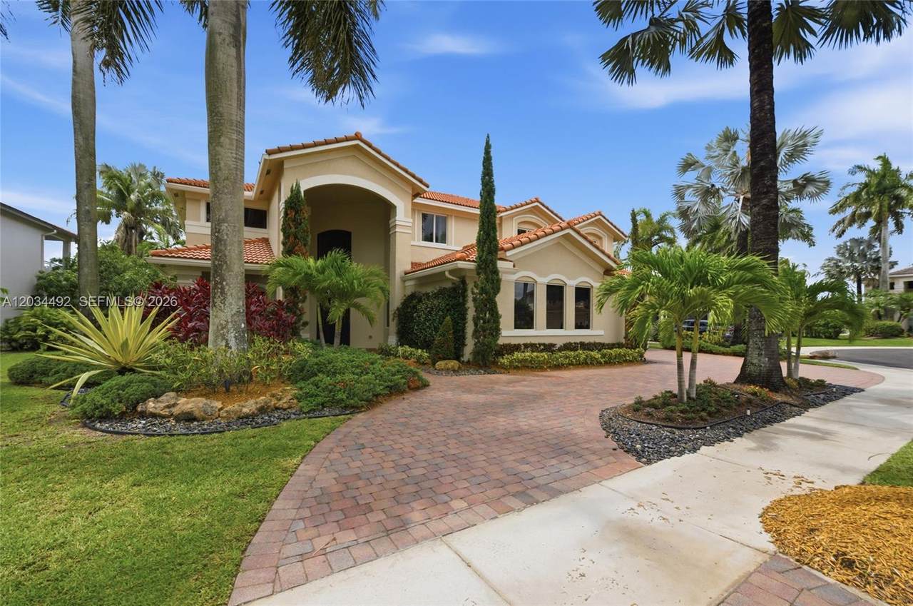 929 Gulfstream Ct - Photo 1