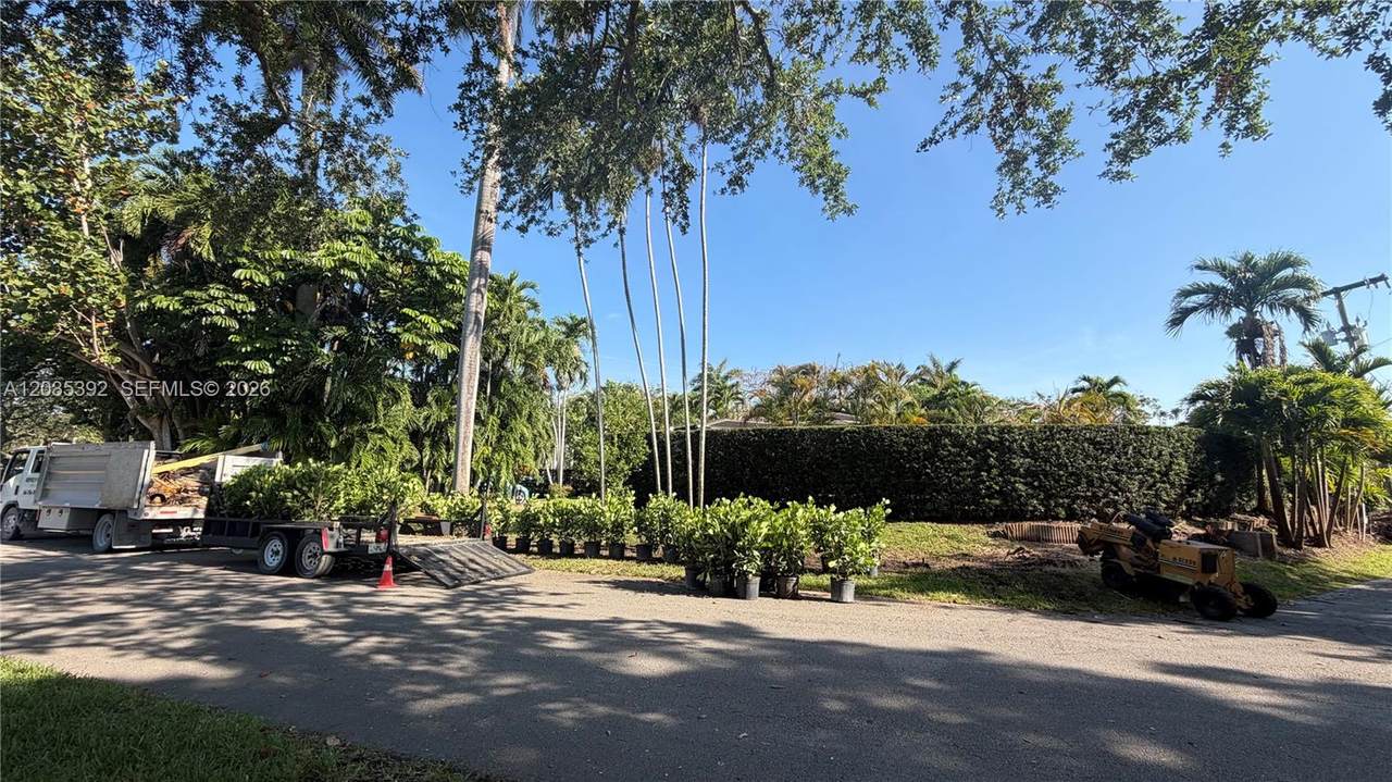 https://bt-photos.global.ssl.fastly.net/miami/1280_boomver_1_A12035392-2.jpg